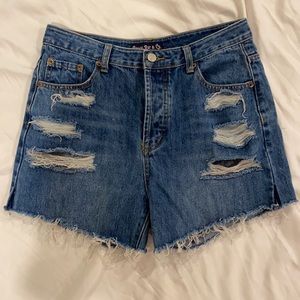 distressed jean shorts